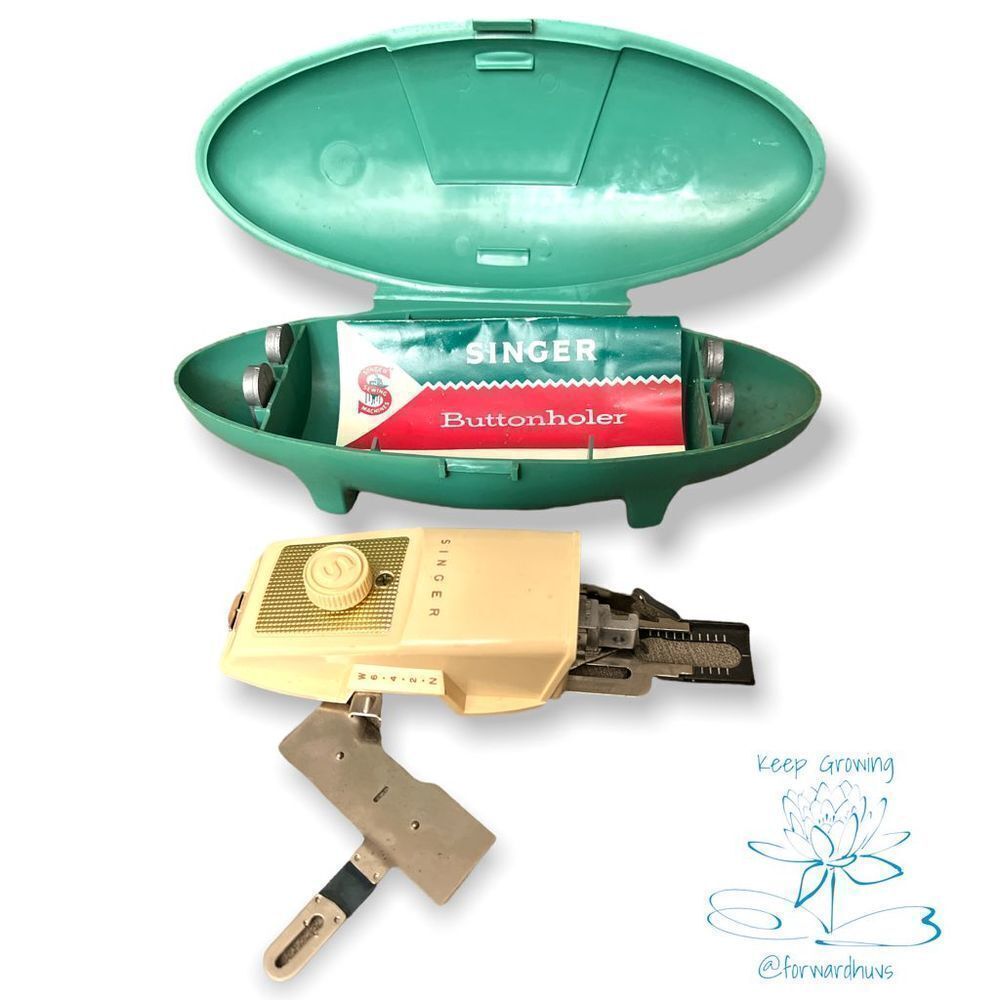 1960’s Singer Buttonholer in Jetson Case Complete